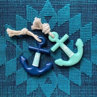 anchors aweigh rubber dog toy - detrenda - 51395 ad21503d7071ef2d937810688106c0f5